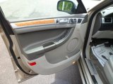 2007 Chrysler Pacifica Limited Door Panel