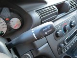 2005 Dodge Stratus SXT Sedan Controls