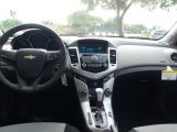 2013 Chevrolet Cruze LS Dashboard