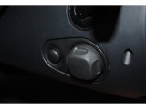 2007 Audi S8 5.2 quattro Controls