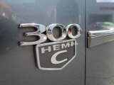 2007 Chrysler 300 C HEMI AWD Marks and Logos