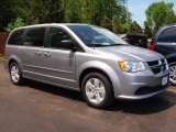 2013 Dodge Grand Caravan SE Front 3/4 View
