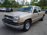 2004 Chevrolet Silverado 1500 LS Extended Cab Front 3/4 View