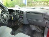 2002 GMC Sonoma SL Regular Cab Dashboard