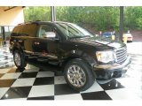 2008 Brilliant Black Crystal Pearl Chrysler Aspen Limited #80895690