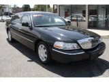 2011 Lincoln Town Car Executive L Front 3/4 View