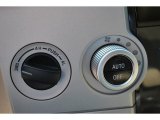 2008 Toyota Sequoia Limited 4WD Controls