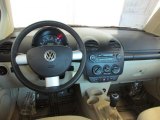 2000 Volkswagen New Beetle GLS Coupe Dashboard