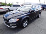 2012 Volvo XC70 3.2 AWD Front 3/4 View