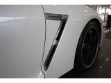 Nissan GT-R 2013 Badges and Logos