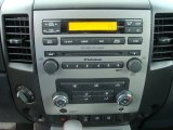 2010 Nissan Titan PRO-4X Crew Cab 4x4 Controls