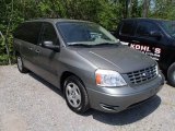 2004 Ford Freestar SE Front 3/4 View
