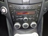 2010 Nissan 370Z Touring Roadster Controls