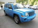 Surf Blue Pearl Jeep Patriot in 2008