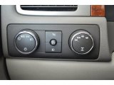 2007 Chevrolet Suburban 1500 LTZ 4x4 Controls