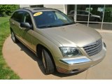 2006 Chrysler Pacifica Touring AWD Front 3/4 View