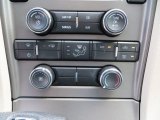 2010 Ford Taurus SE Controls