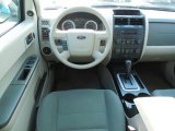 2009 Ford Escape XLS Dashboard