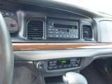 2005 Ford Crown Victoria LX Sport Controls