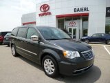 2011 Chrysler Town & Country Touring - L