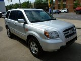 2008 Honda Pilot EX-L 4WD Front 3/4 View