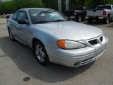 2002 Pontiac Grand Am SE Coupe Front 3/4 View