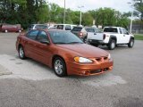 2004 Pontiac Grand Am GT Sedan Front 3/4 View