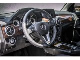 2013 Mercedes-Benz GLK 250 BlueTEC 4Matic Dashboard