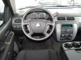2010 Chevrolet Avalanche LS 4x4 Dashboard