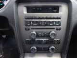 2010 Ford Mustang V6 Premium Coupe Controls