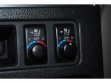 2006 Infiniti M 45 Sedan Controls