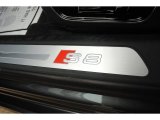 2013 Audi S8 4.0 TFSI quattro Sedan Marks and Logos