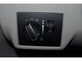 2009 Volkswagen Routan S Controls