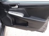 2013 Toyota Camry SE Door Panel