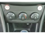 2013 Dodge Avenger SE Controls