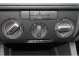 2013 Volkswagen Jetta SE Sedan Controls