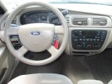 2005 Ford Taurus SE Wagon Dashboard