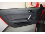 2010 Audi TT 2.0 TFSI quattro Roadster Door Panel