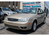 2006 Pueblo Gold Metallic Ford Focus ZX4 SES Sedan #81685399