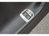 2009 Pontiac Solstice Roadster Controls