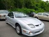 2002 Ultra Silver Metallic Pontiac Sunfire SE Coupe #81770135