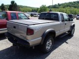 2001 Chevrolet S10 ZR2 Extended Cab 4x4 Exterior