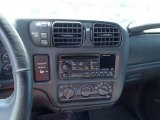 2001 Chevrolet S10 ZR2 Extended Cab 4x4 Controls