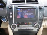 2013 Toyota Camry Hybrid XLE Controls