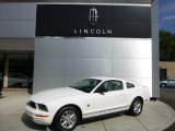 2009 Performance White Ford Mustang V6 Premium Coupe #81932675