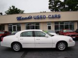 2011 Vibrant White Lincoln Town Car Signature Limited #81932895