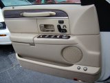 2011 Lincoln Town Car Signature Limited Door Panel