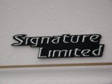 2011 Lincoln Town Car Signature Limited Marks and Logos