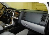 2011 Toyota Tundra CrewMax Dashboard