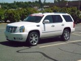 2011 White Diamond Tricoat Cadillac Escalade Premium AWD #82063305